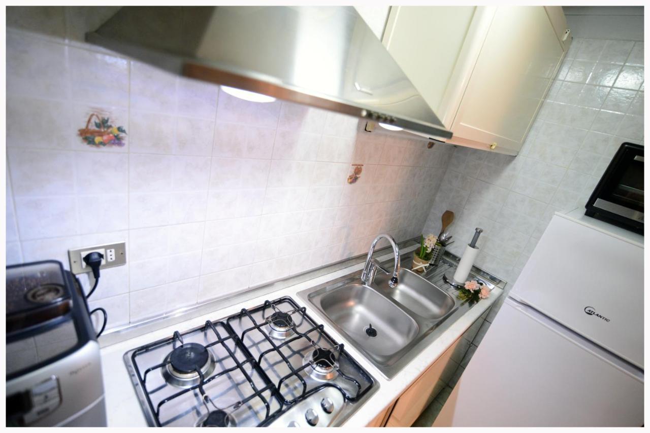 Il Villino Apartments Бари Экстерьер фото