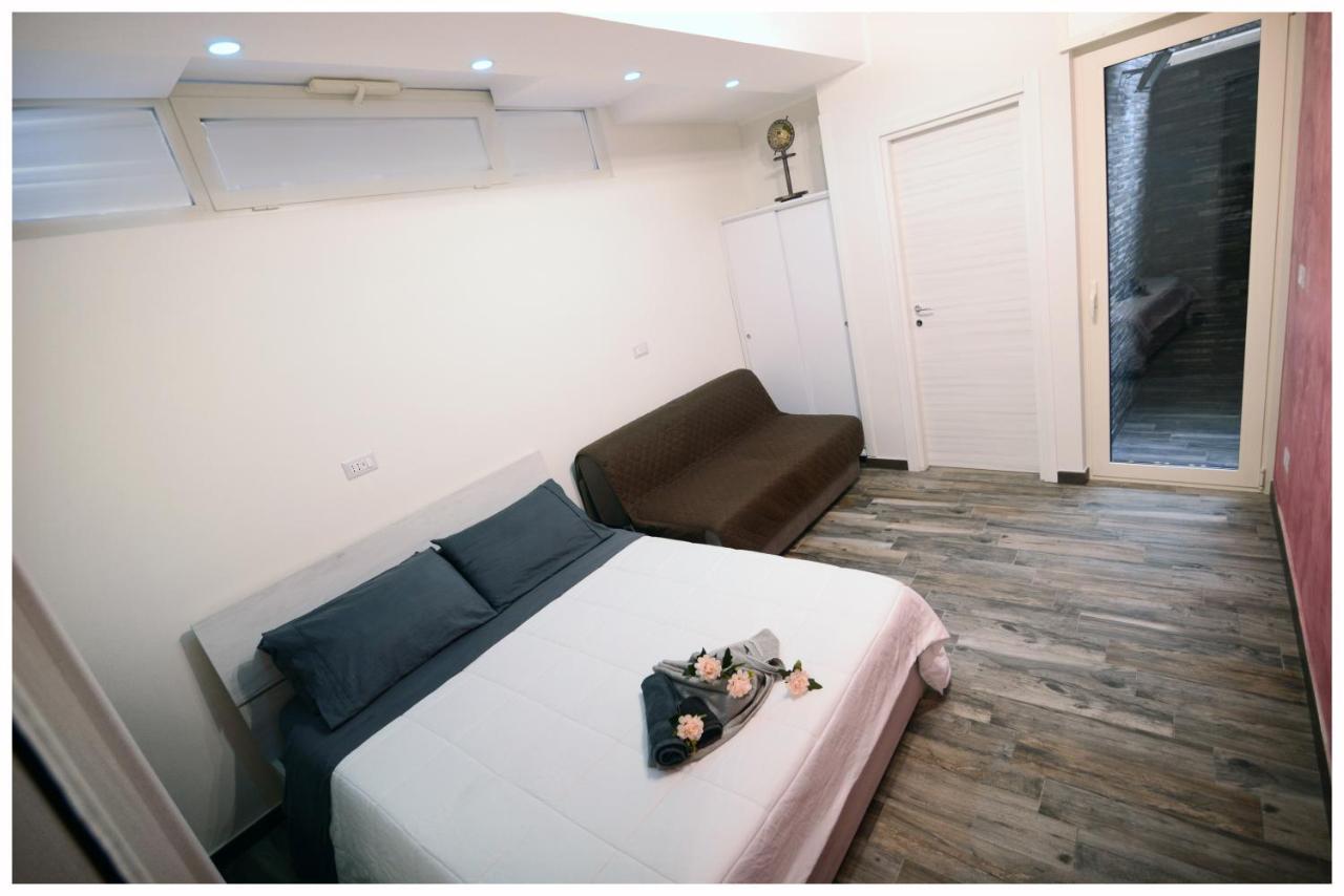 Il Villino Apartments Бари Экстерьер фото